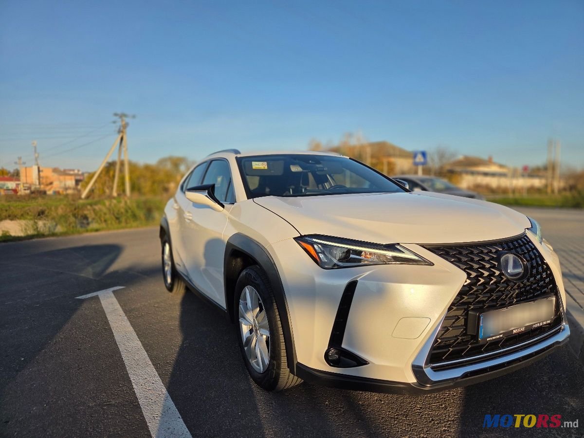 2020' Lexus UX photo #3