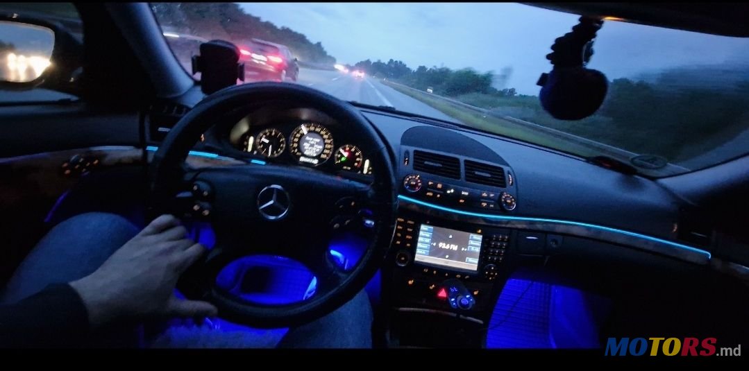 2008' Mercedes-Benz E-Class photo #6