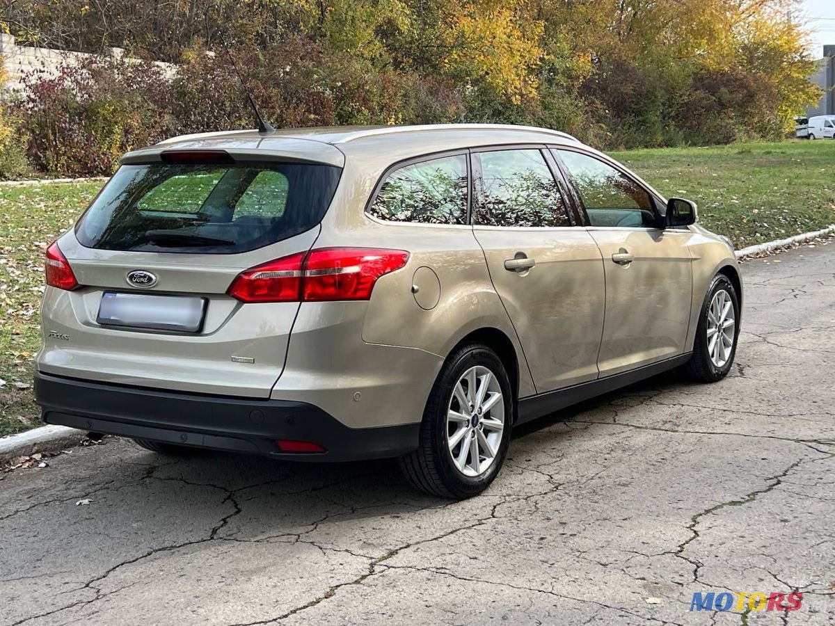 2014' Ford Focus photo #4