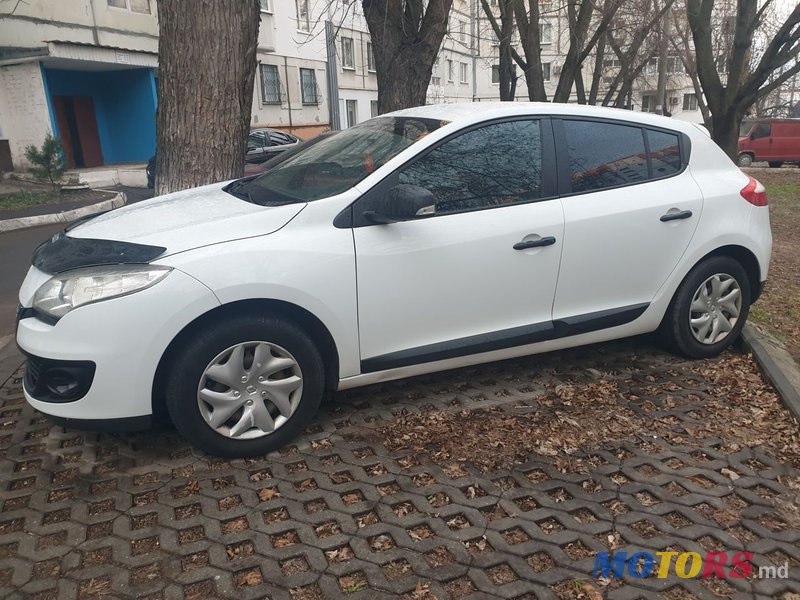 2012' Renault Megane photo #4