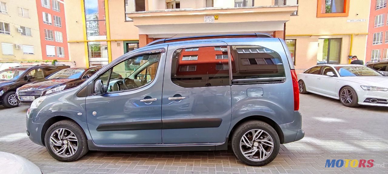 2013' Peugeot Partner photo #5