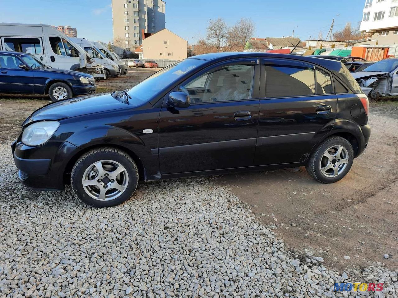 2007' Kia Rio photo #2
