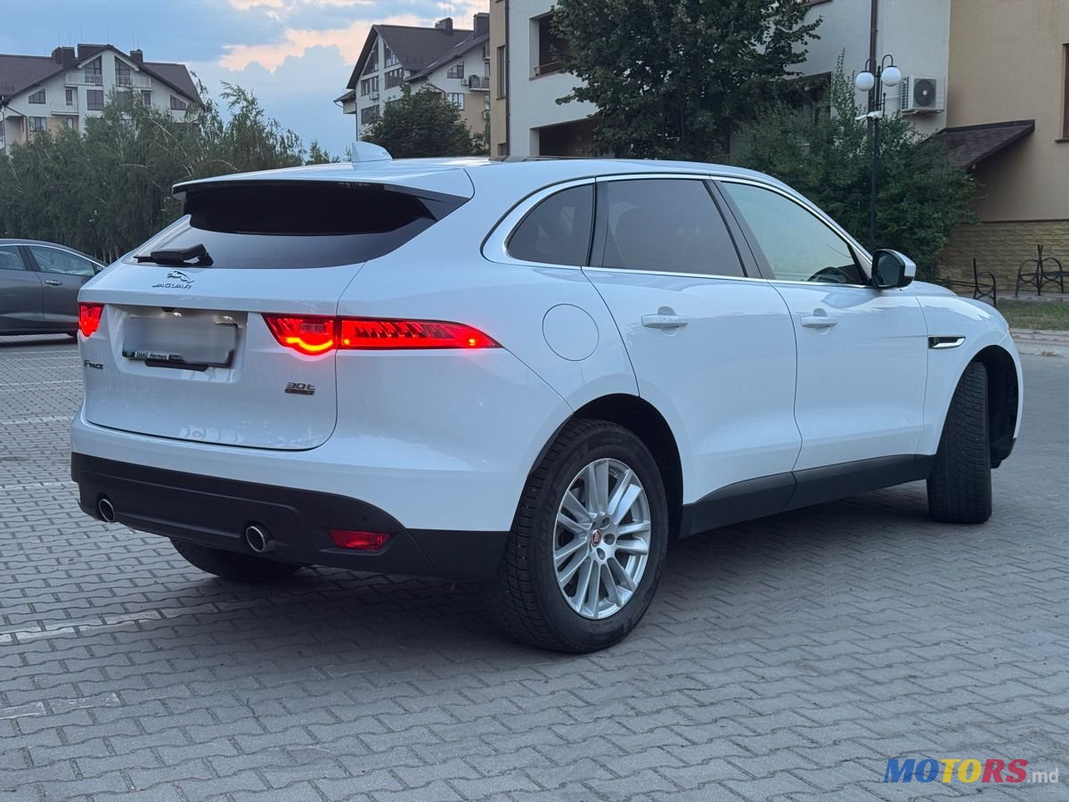 2018' Jaguar F-Pace photo #4