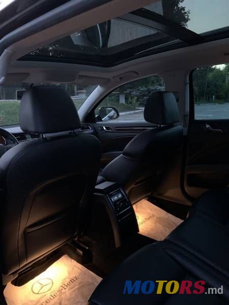 2014' Skoda Superb photo #5