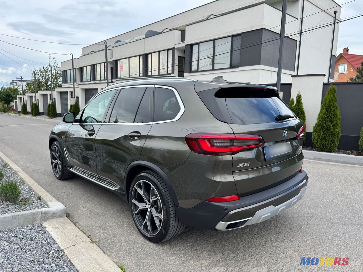 2021' BMW X5 photo #4