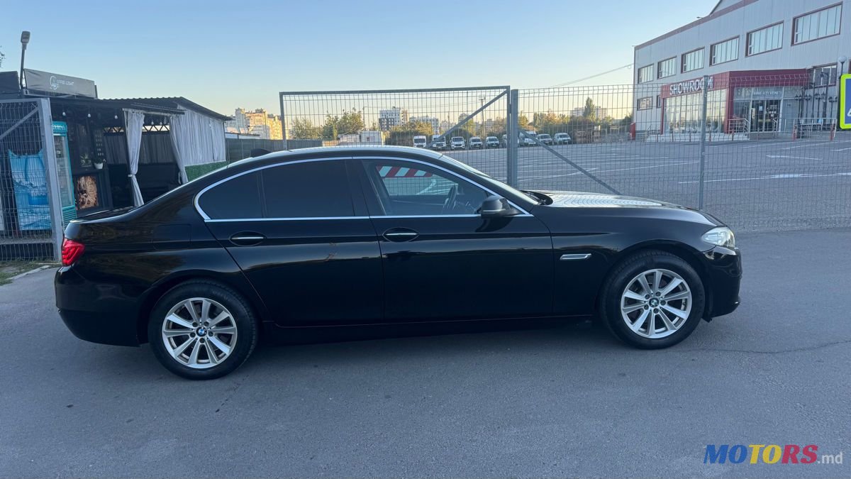 2015' BMW 5 Series photo #3