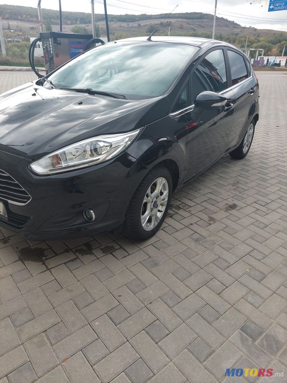 2017' Ford Fiesta photo #4