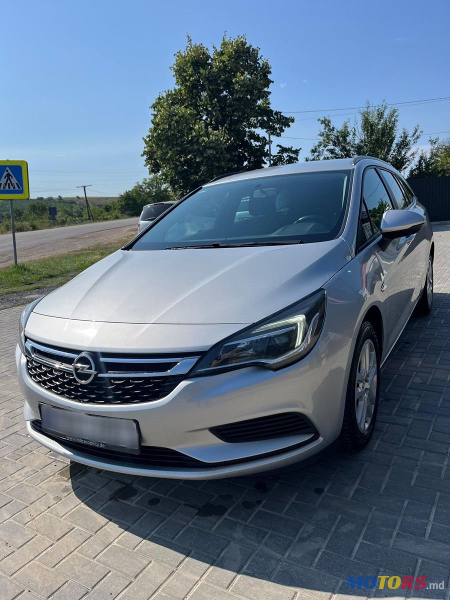 2017' Opel Astra photo #6