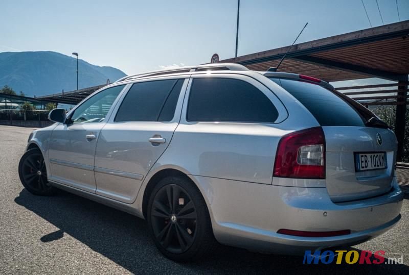 2010' Skoda Octavia RS photo #4