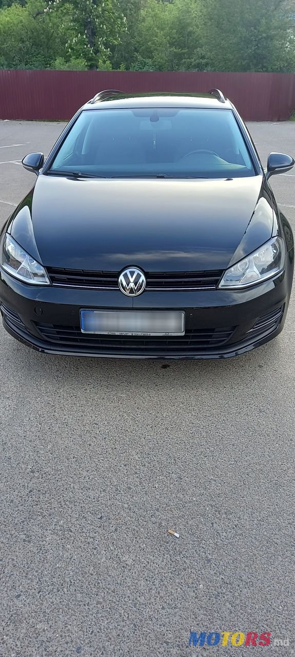 2013' Volkswagen Golf photo #3