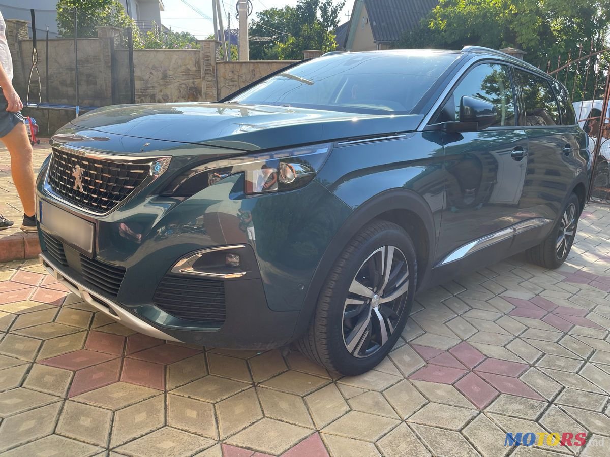 2018' Peugeot 5008 photo #2