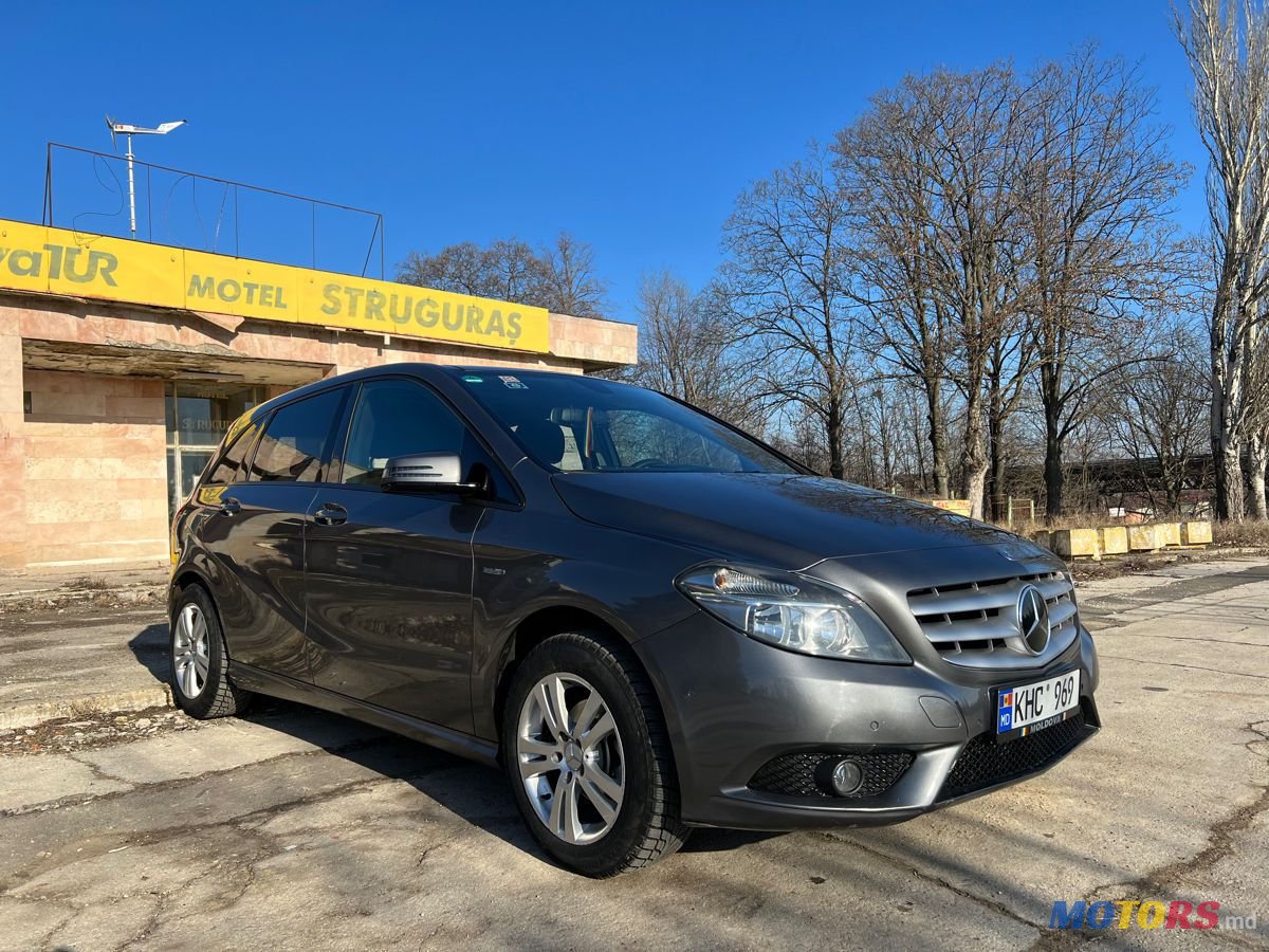 2012' Mercedes-Benz B Класс photo #3