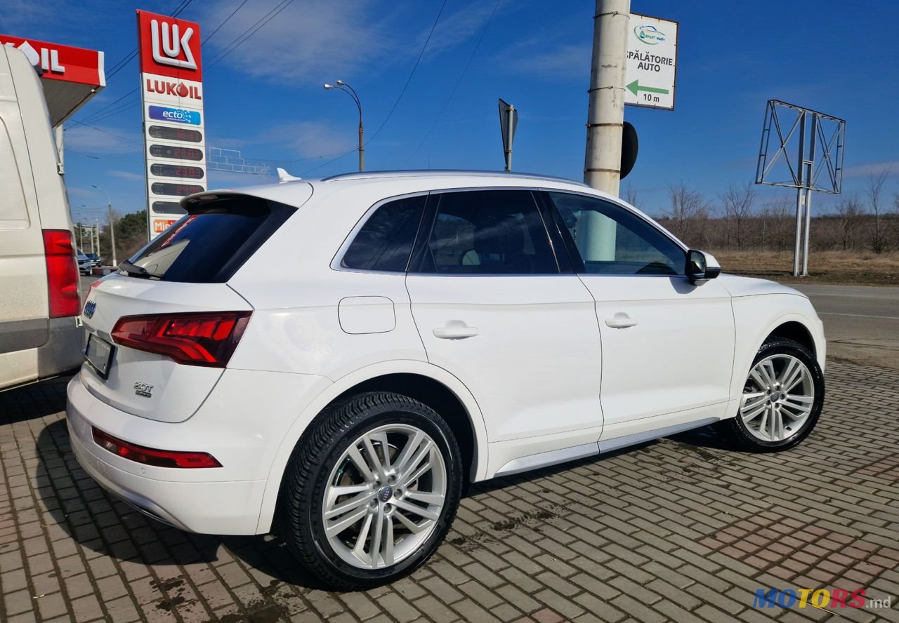 2017' Audi Q5 photo #2