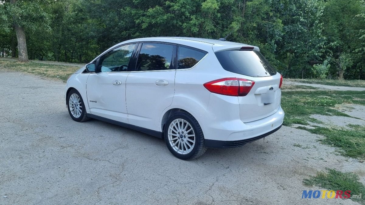 2013' Ford C-MAX photo #2