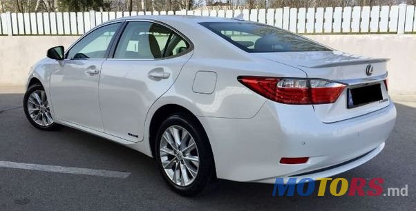 2014' Lexus Es Series photo #2