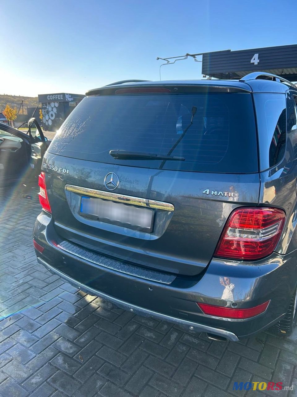 2011' Mercedes-Benz M-Class photo #6