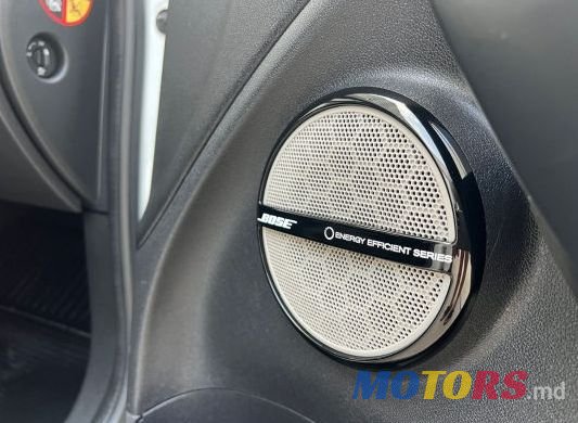 2015' Renault Megane photo #3