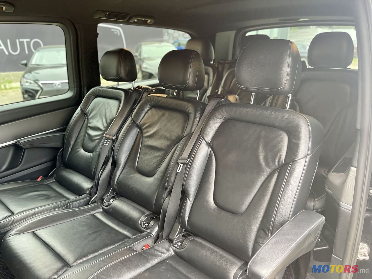 2016' Mercedes-Benz V Класс photo #5