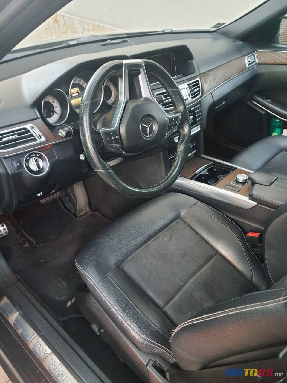 2014' Mercedes-Benz E-Class photo #3