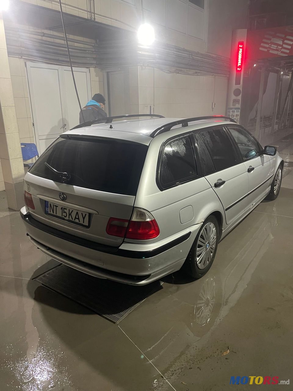 2004' BMW 3 Series photo #2