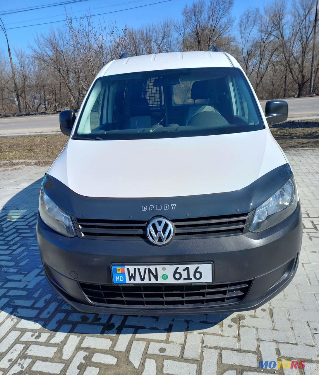 2011' Volkswagen Caddy photo #1