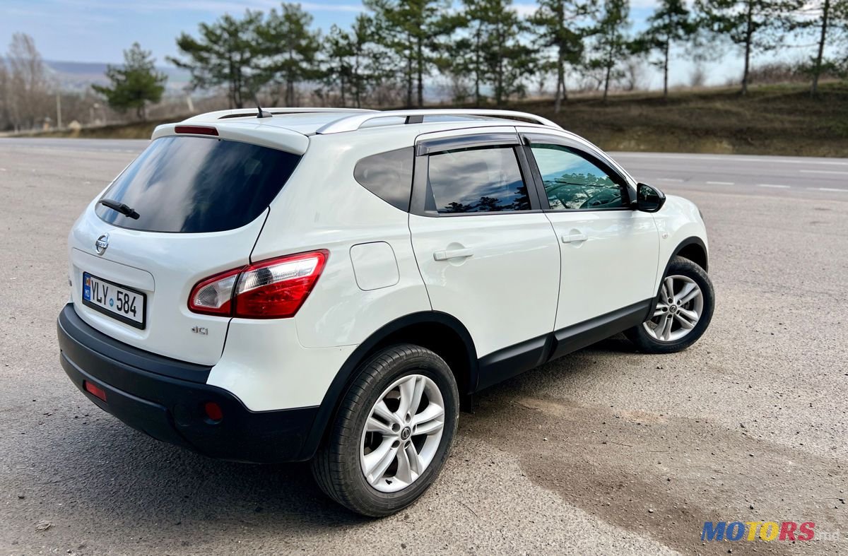 2012' Nissan Qashqai photo #4