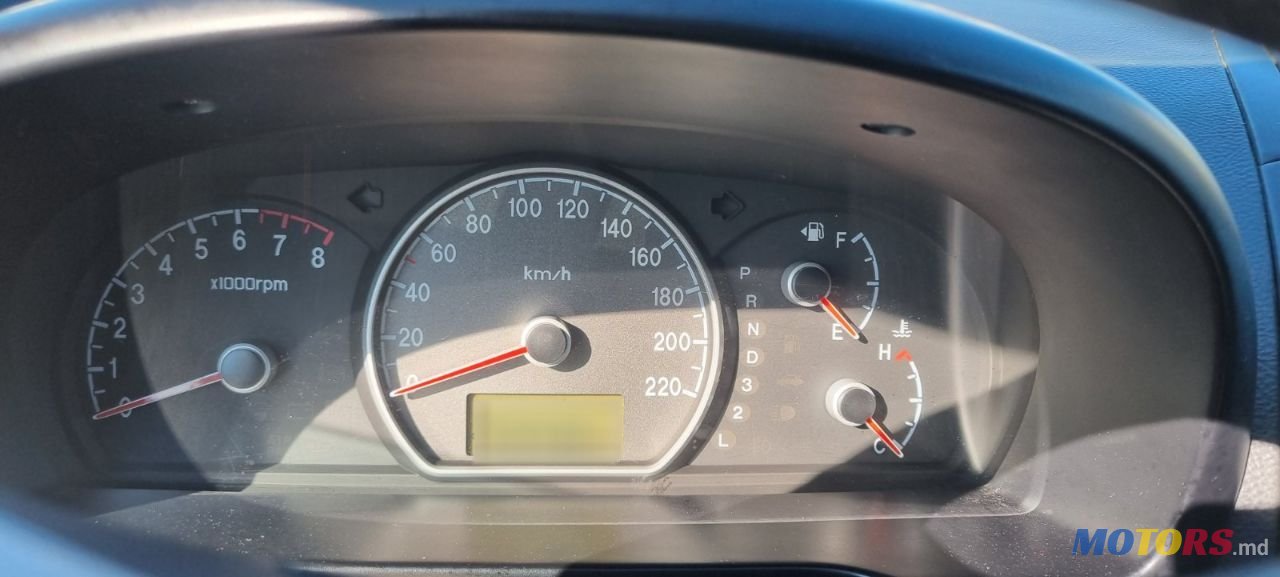 2008' Hyundai Elantra photo #3