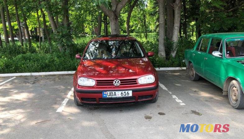 1999' Volkswagen Golf photo #2