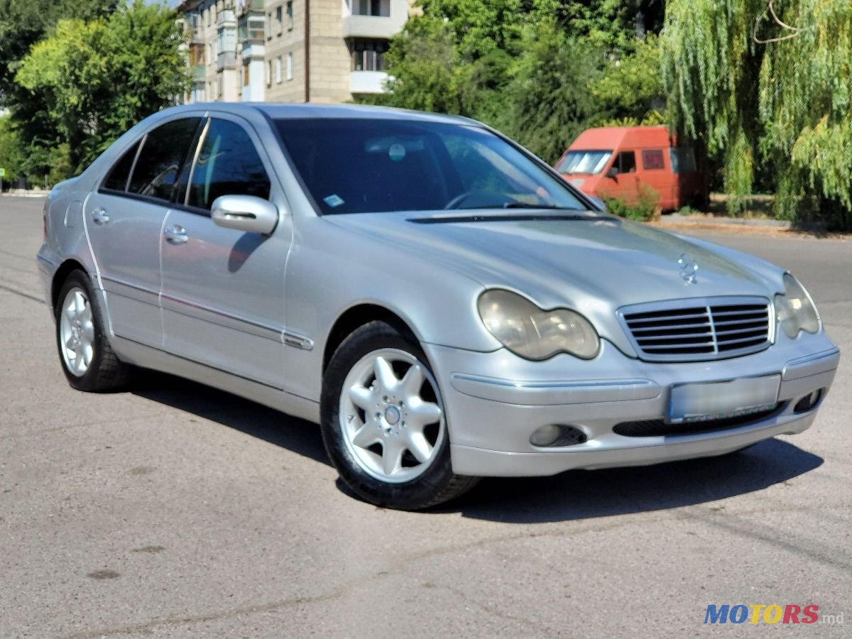 2003' Mercedes-Benz C Класс photo #1