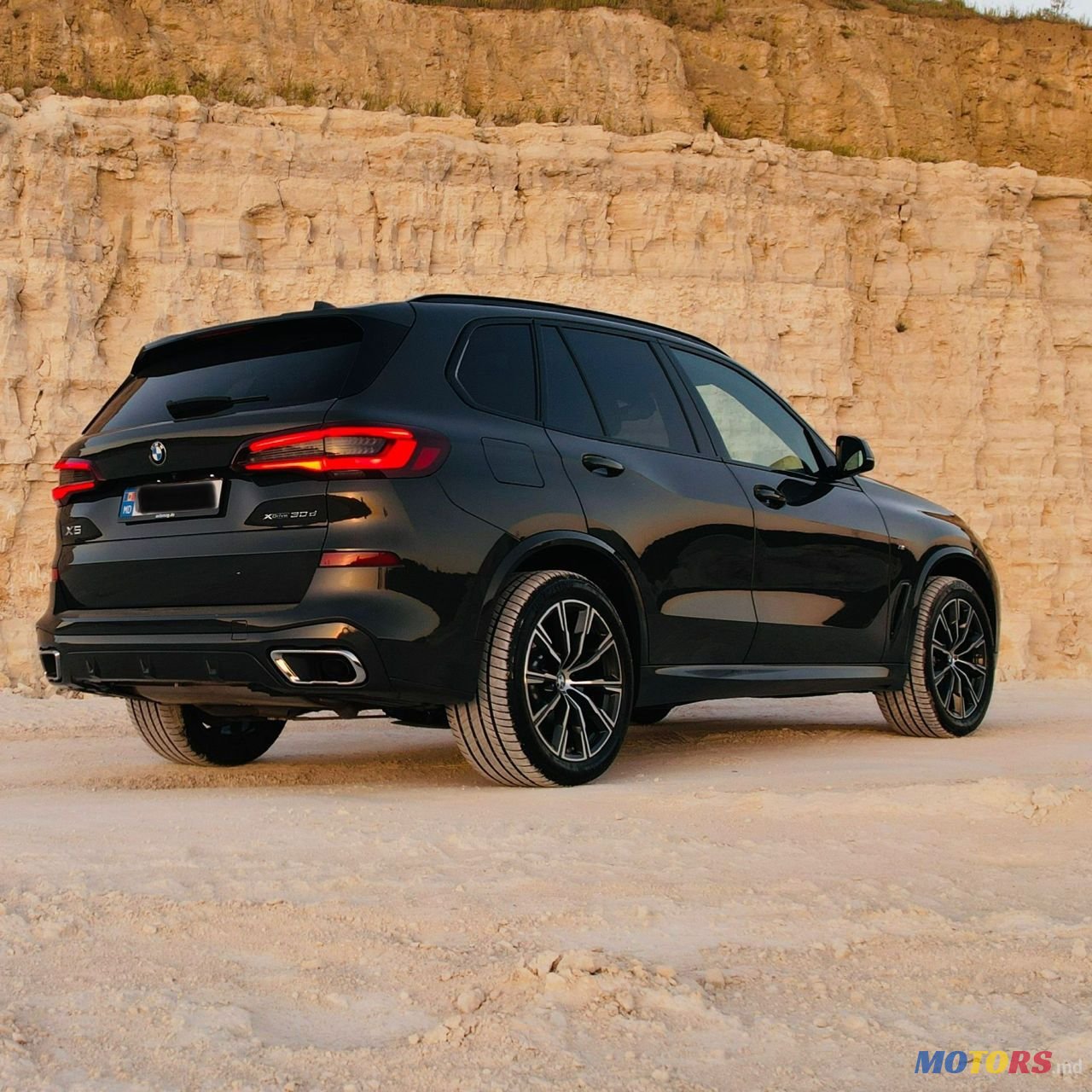 2021' BMW X5 photo #3