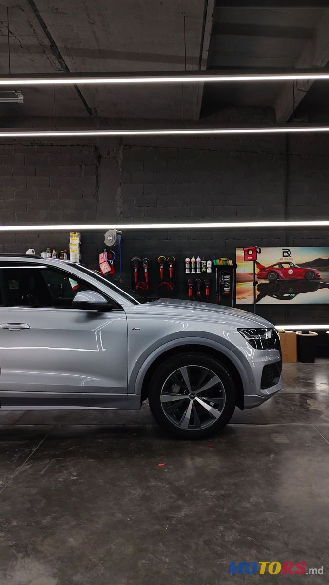 2018' Audi Q8 photo #3