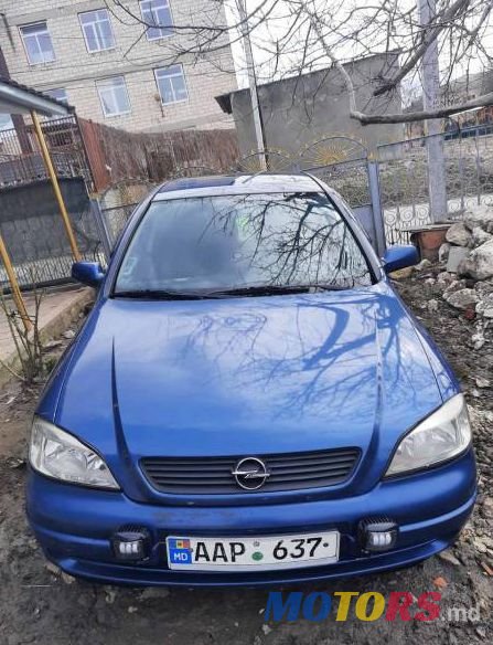 2006' Opel Astra photo #2