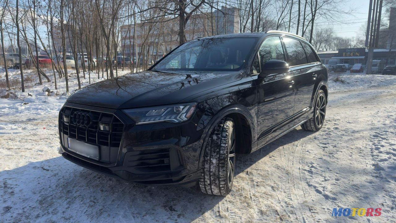 2021' Audi Q7 photo #2