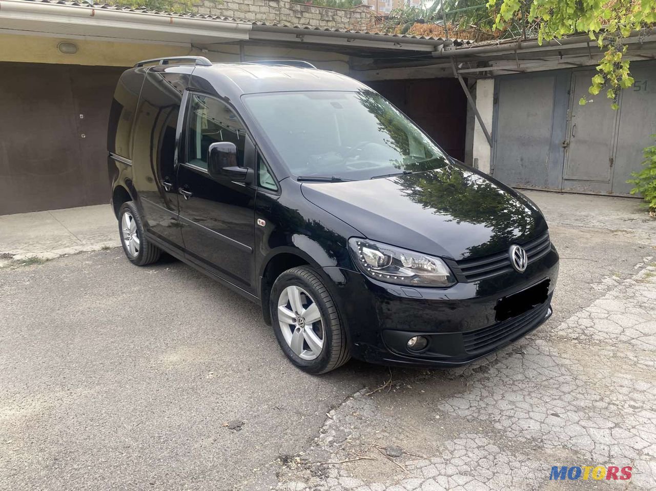 2013' Volkswagen Caddy photo #4