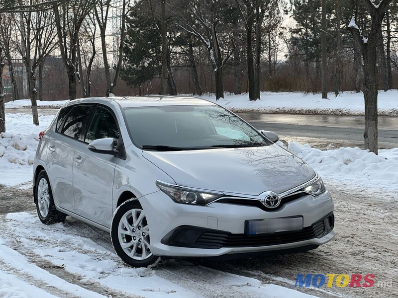 2016' Toyota Auris photo #1