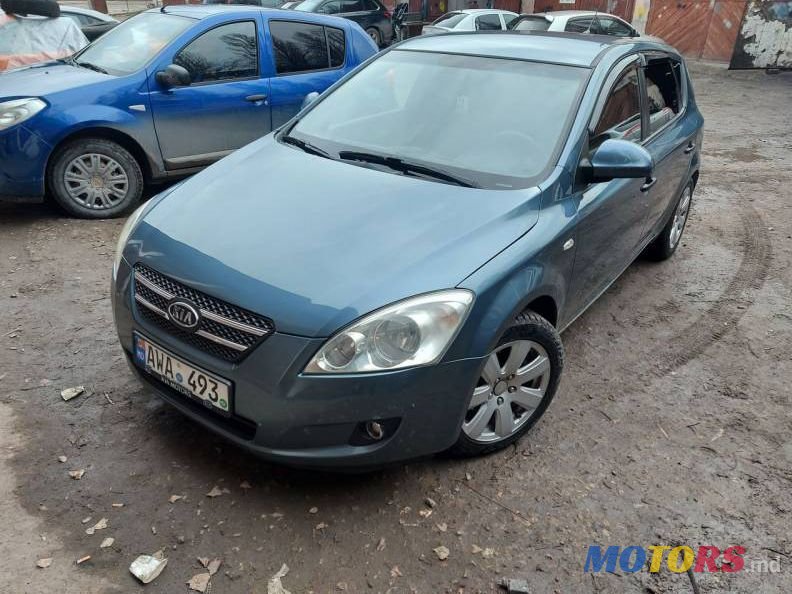 2008' Kia Ceed photo #2