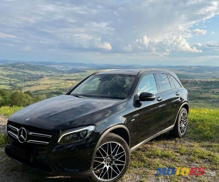 2018' Mercedes-Benz GLC photo #2
