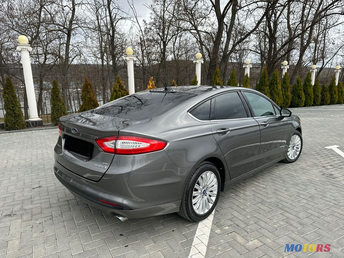 2014' Ford Fusion photo #5