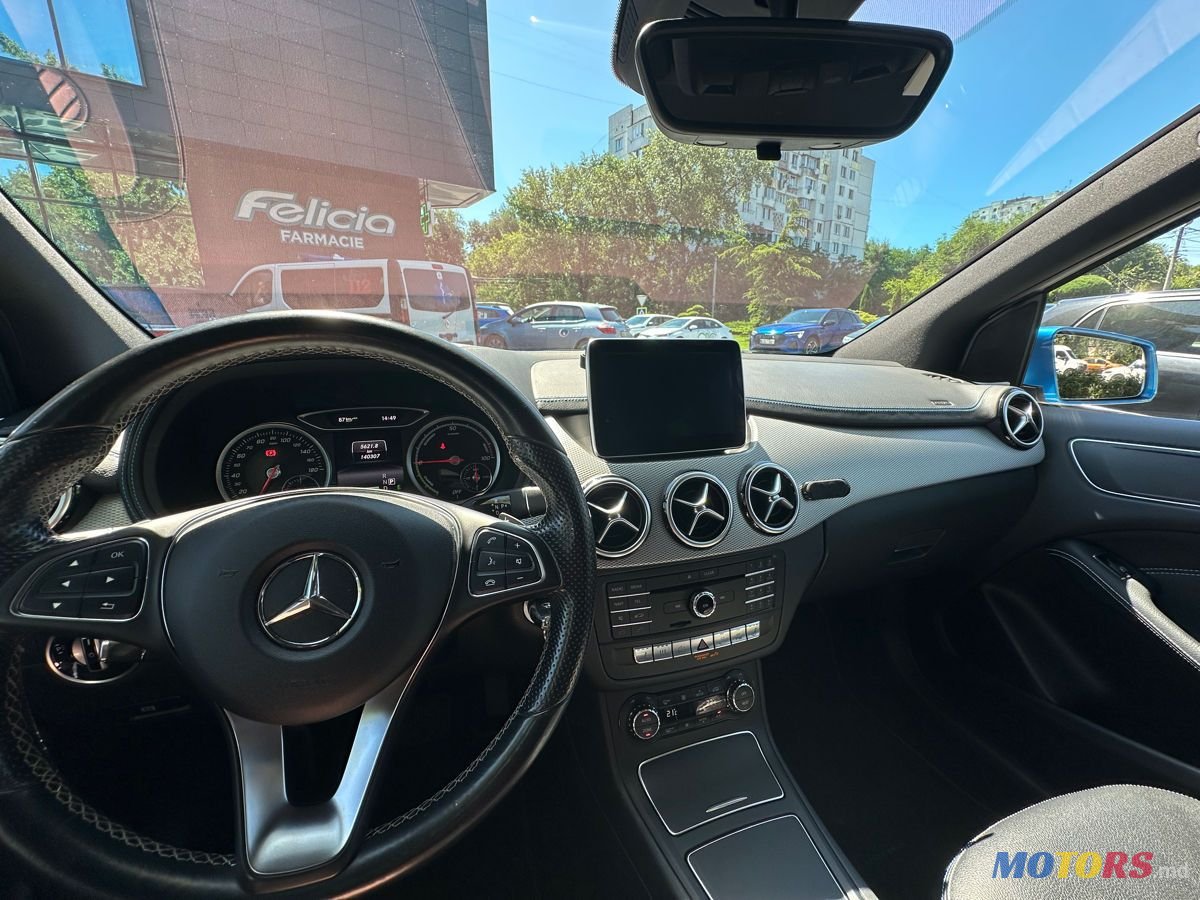 2015' Mercedes-Benz B-Class photo #5