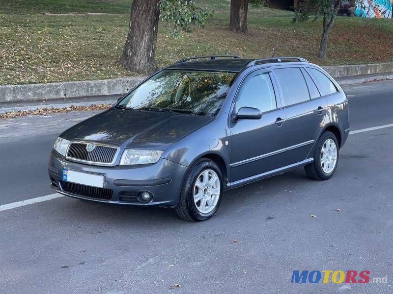 2007' Skoda Fabia photo #3
