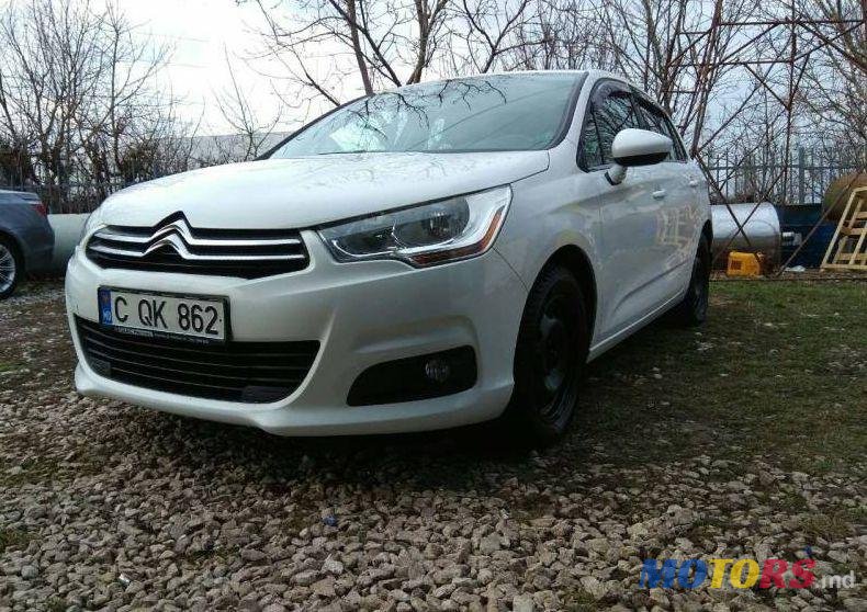 2013' Citroen C4 photo #1