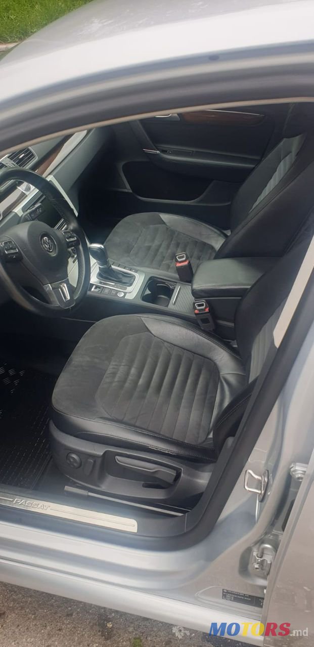 2014' Volkswagen Passat photo #6