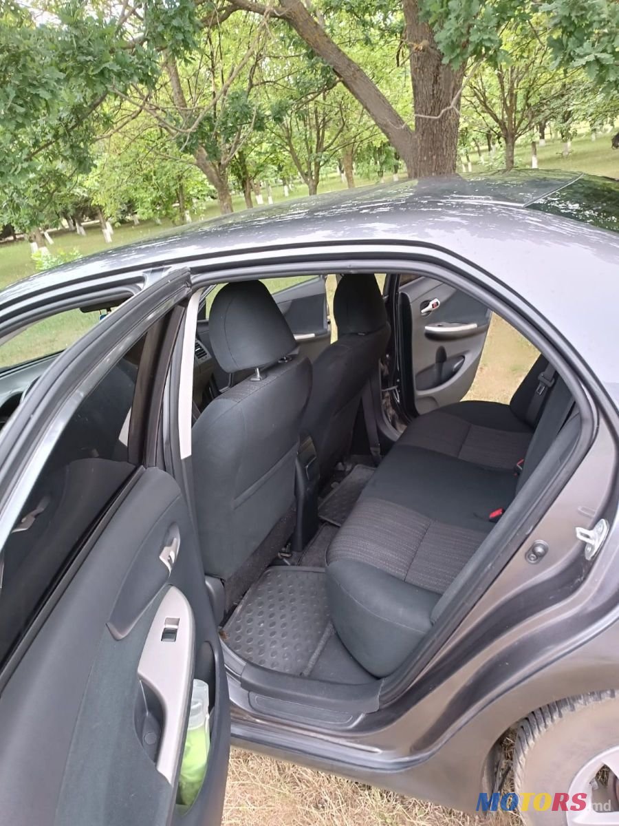 2009' Toyota Corolla photo #4