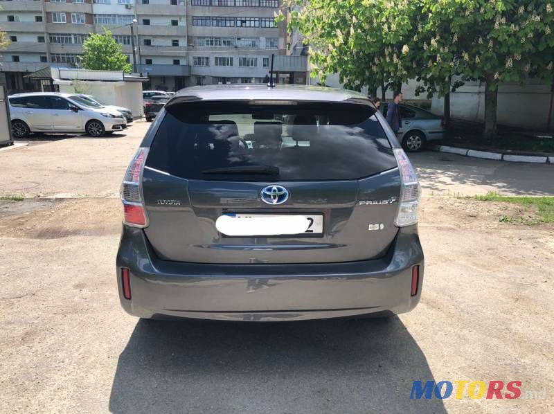 2012' Toyota Prius + photo #3