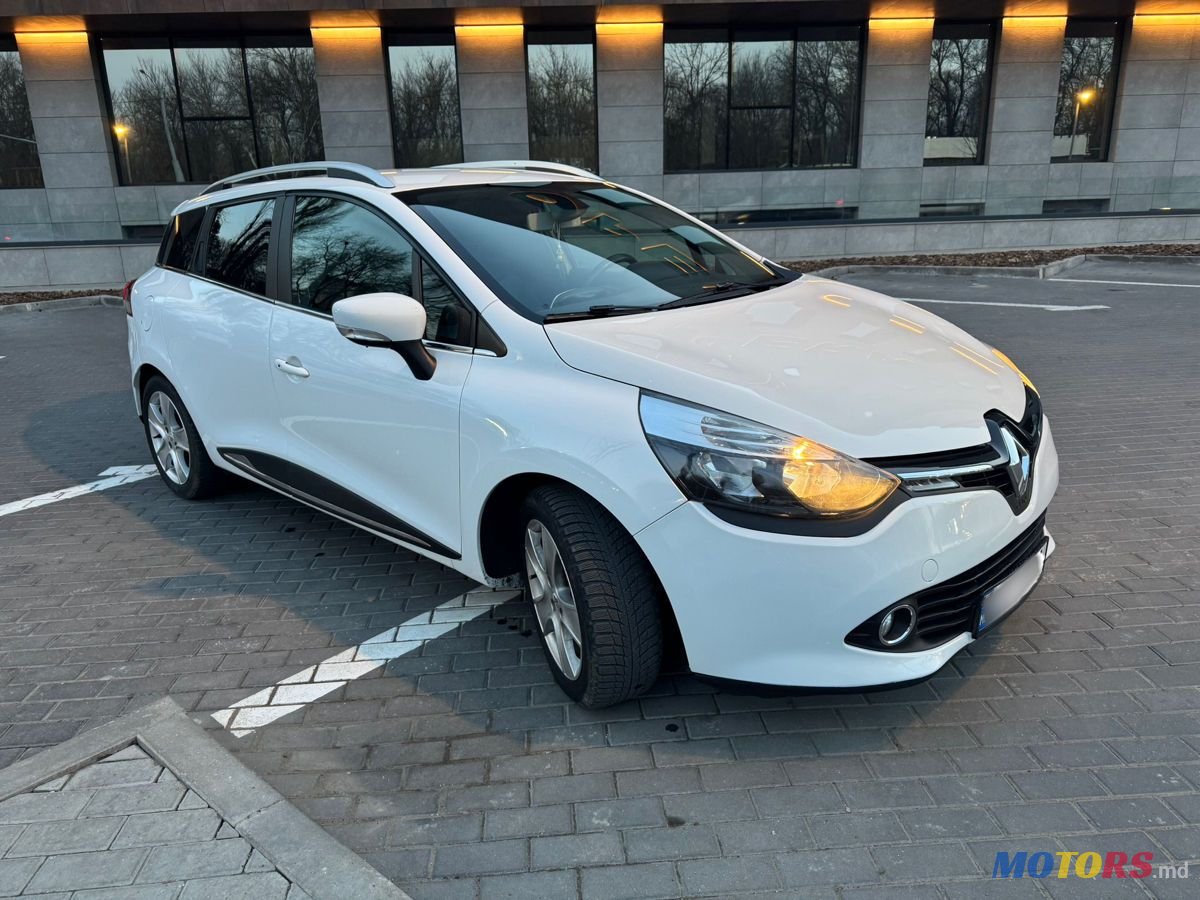 2015' Renault Clio photo #3