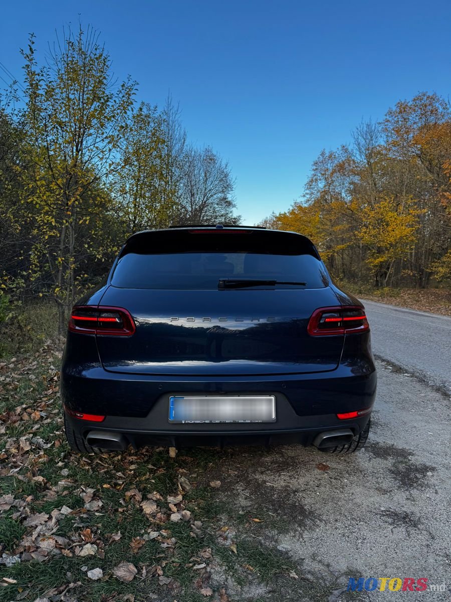 2018' Porsche Macan photo #3