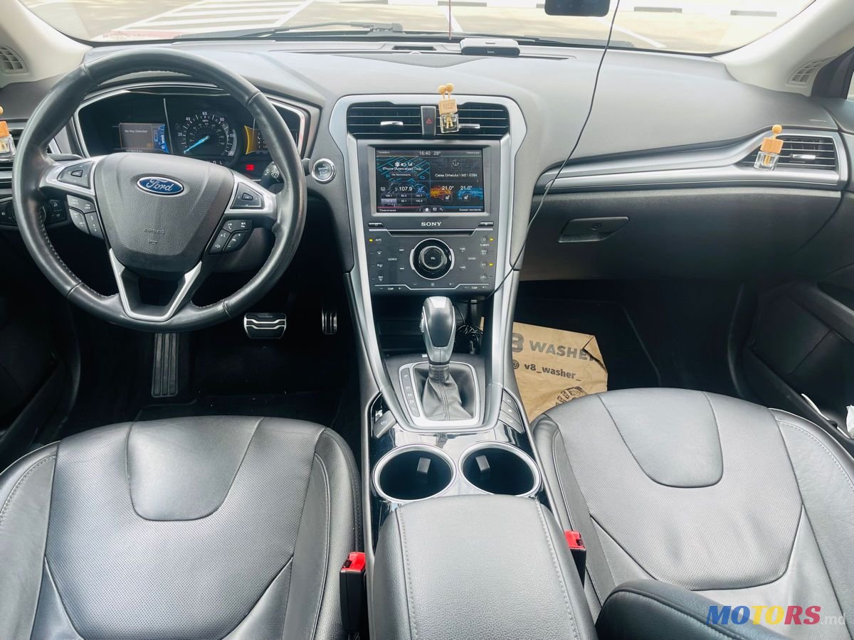 2013' Ford Fusion photo #5