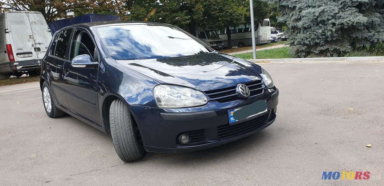 2006' Volkswagen Golf photo #3