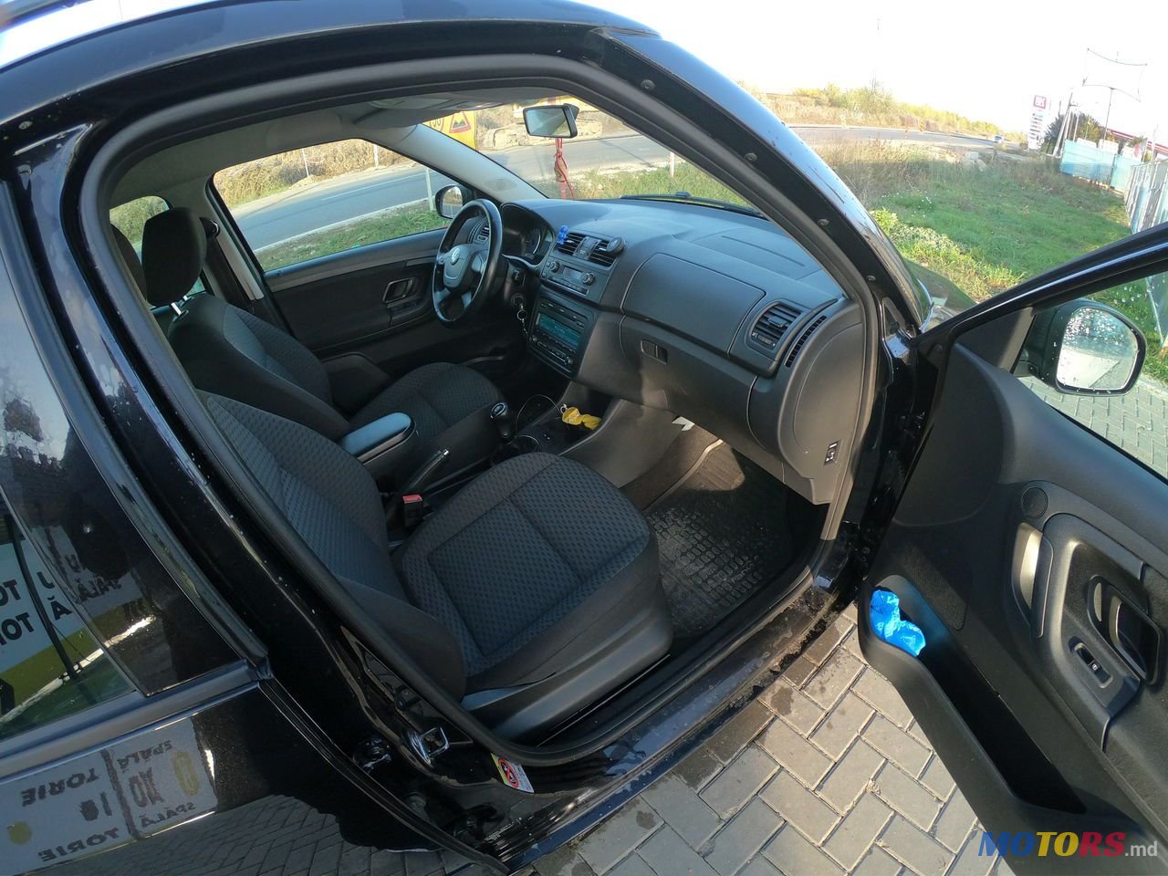 2010' Skoda Fabia photo #3