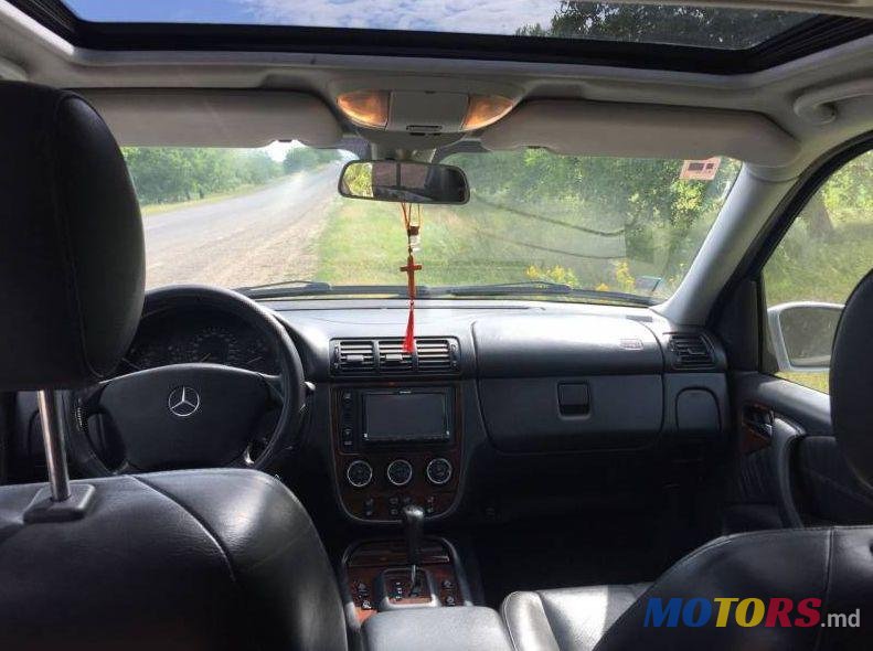 2002' Mercedes-Benz Ml photo #4